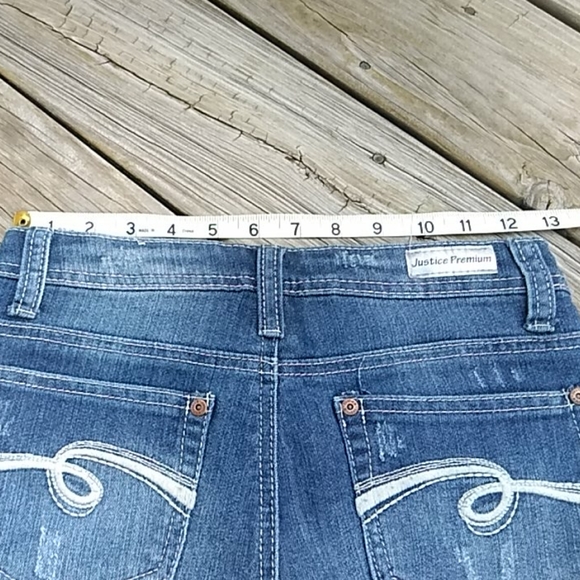 Justice premium lace trim shorts.  Size 14 - Picture 3 of 4